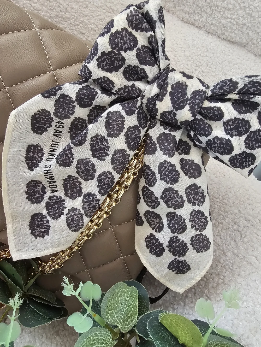 Junko Shimada Japanese high-end vintage scarf Scarf - White & Black